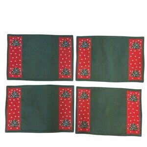 4 Christmas Placemats Green & Red Holiday Tree Design Vintage